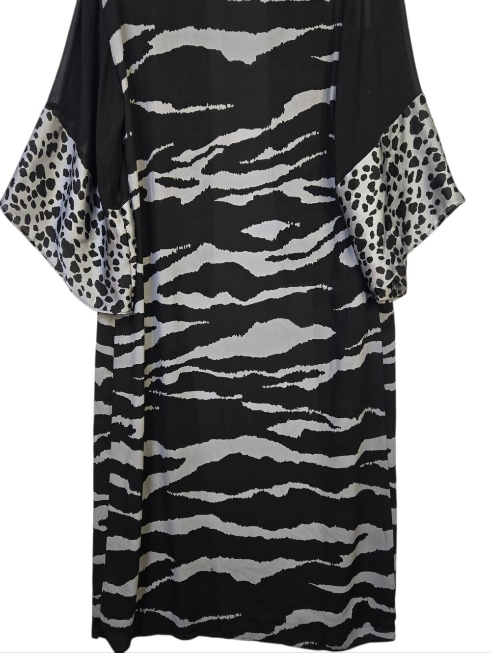 Dennis Basso Size XS Black&Silver Animal-Print Robe/kimono/Beach Cover-up - Picture 3 of 13